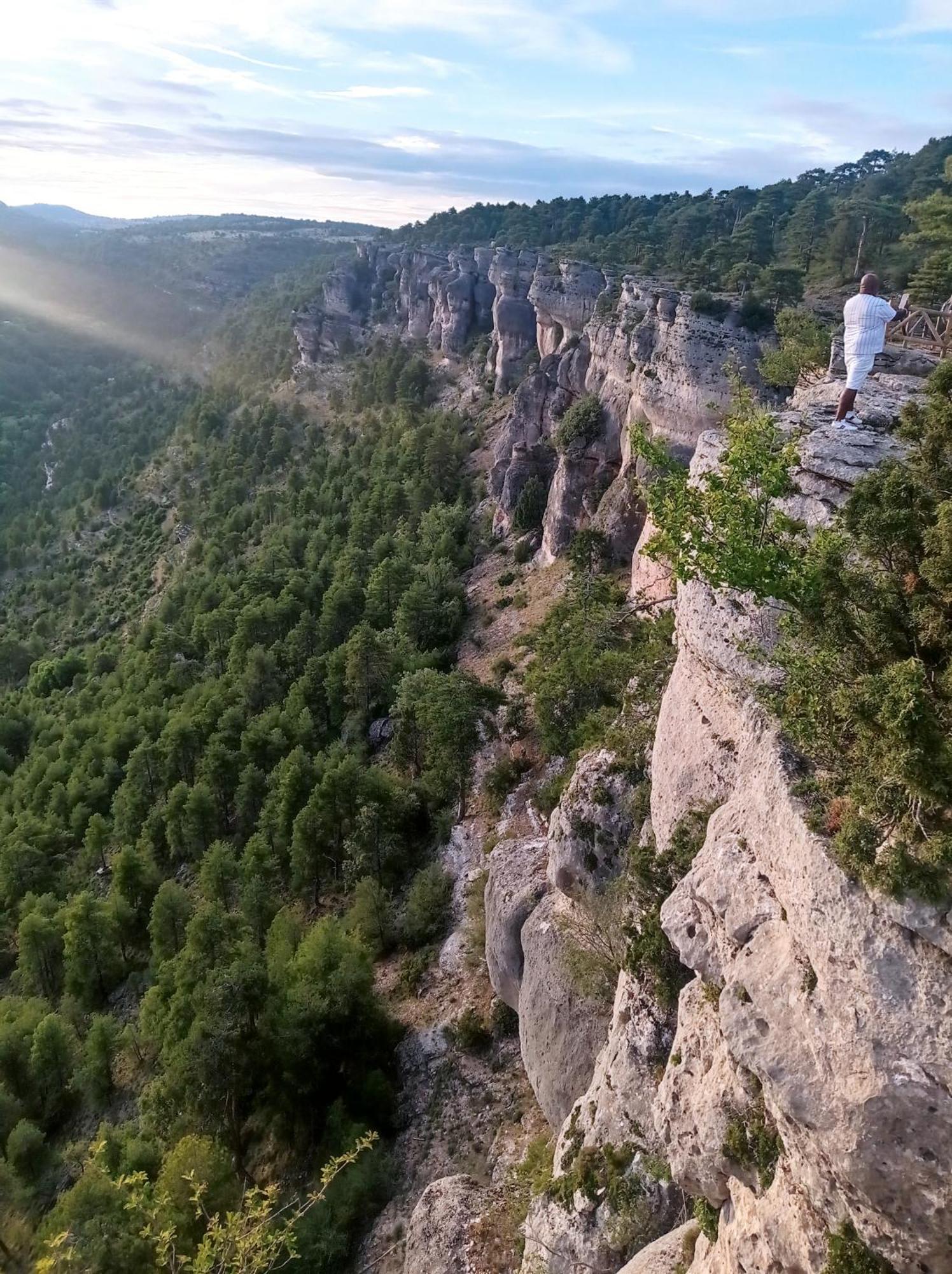 Hostal Cañamares Zewnętrze zdjęcie