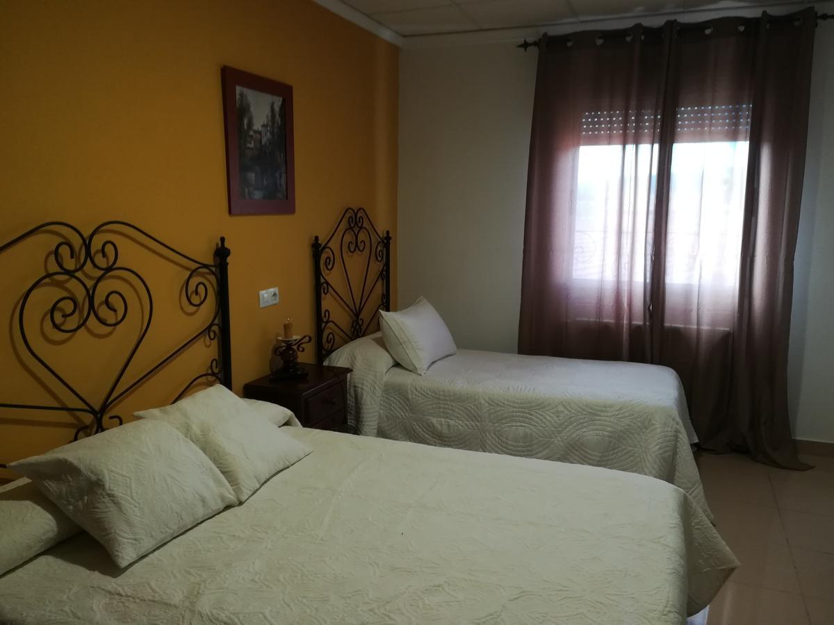 Hostal Cañamares Zewnętrze zdjęcie